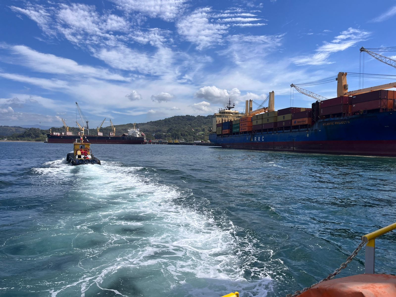 , INCOP concluye con &eacute;xito la campa&ntilde;a de dragado de mantenimiento 2025 en Puerto Caldera